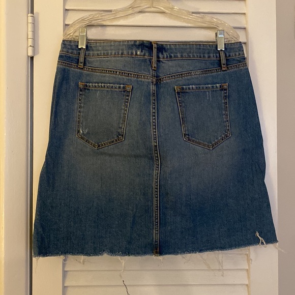 Destructed Loft Denim Skirt - Picture 4 of 7
